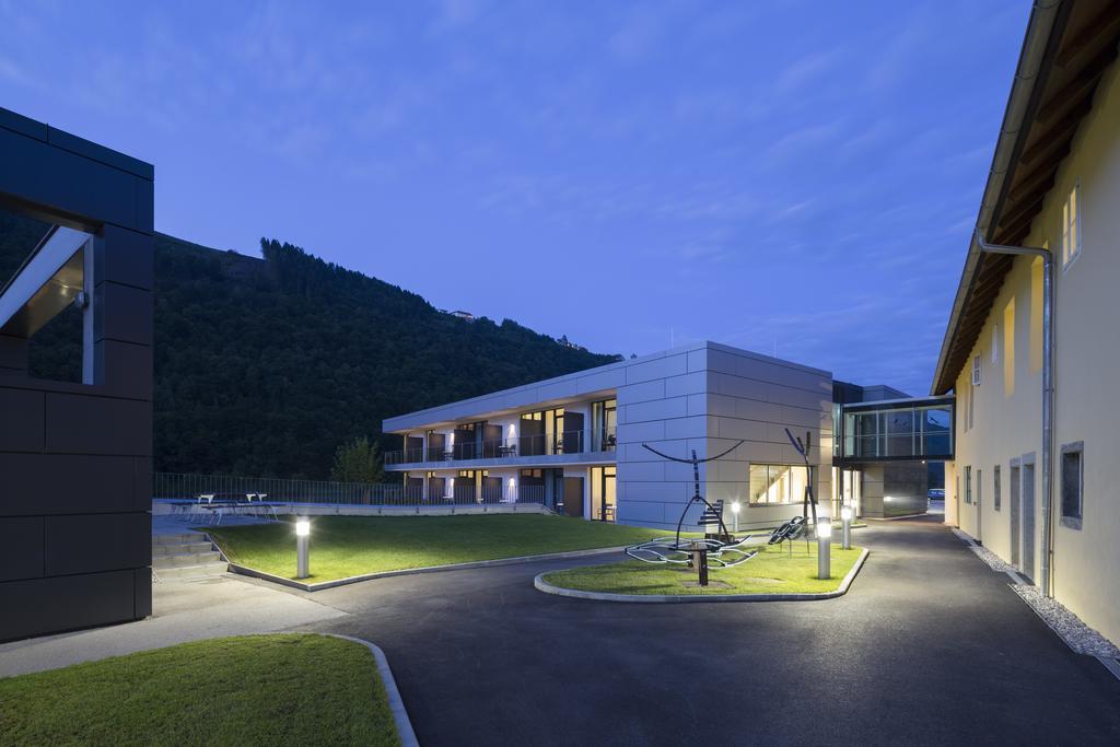 Wesenufer Hotel & Seminarkultur An Der Donau Esterno foto