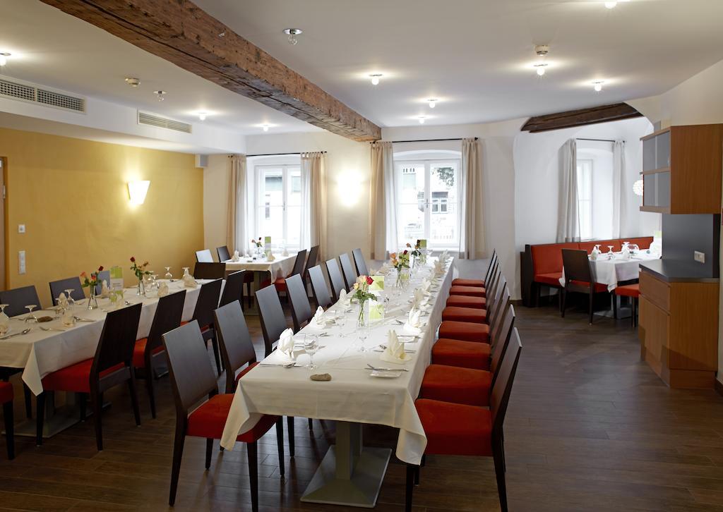 Wesenufer Hotel & Seminarkultur An Der Donau Esterno foto
